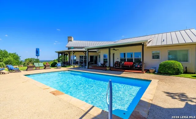 238 Scenic Vista Drive Fredericksburg, TX 78624