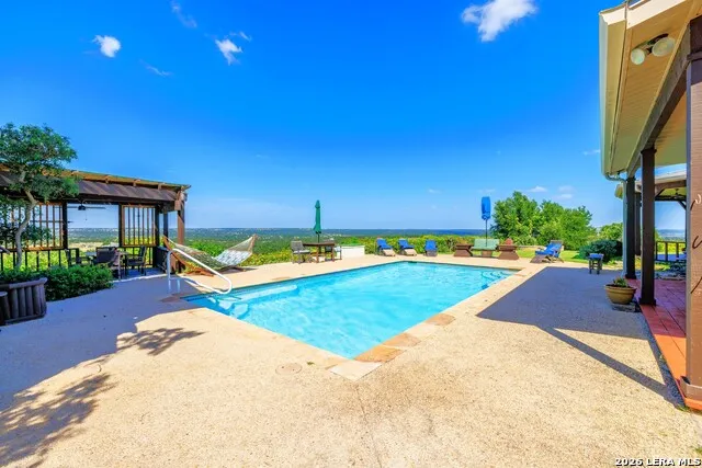 238 Scenic Vista Drive Fredericksburg, TX 78624