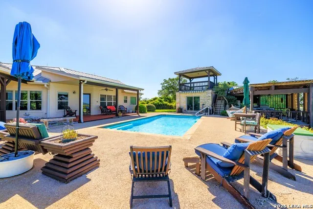 238 Scenic Vista Drive Fredericksburg, TX 78624