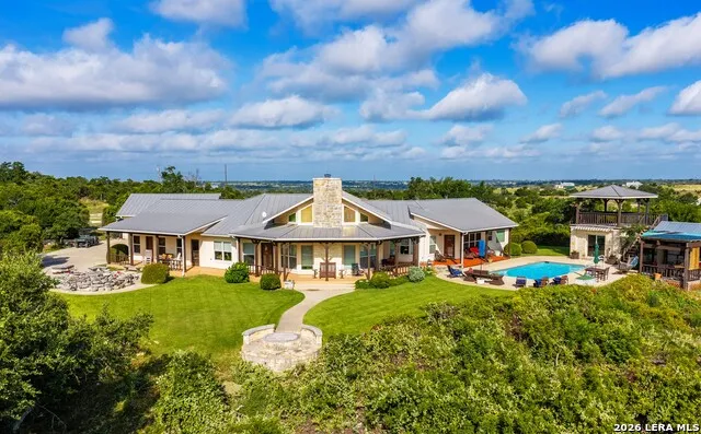 238 Scenic Vista Drive Fredericksburg, TX 78624