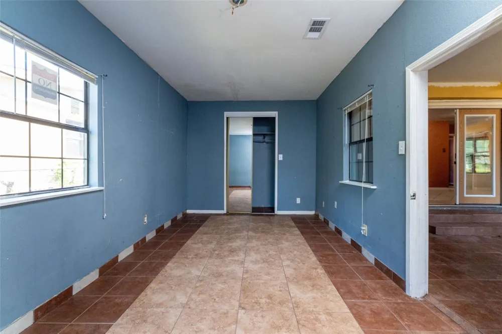 3264 Hillglenn Road Dallas, TX 75228