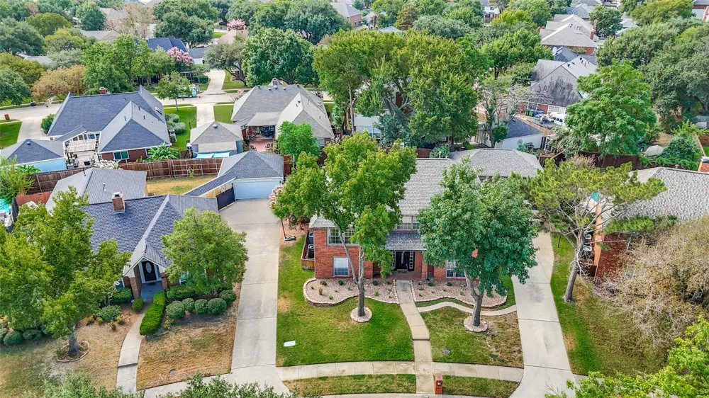 2250 Strathmore Drive Highland Village, TX 75077