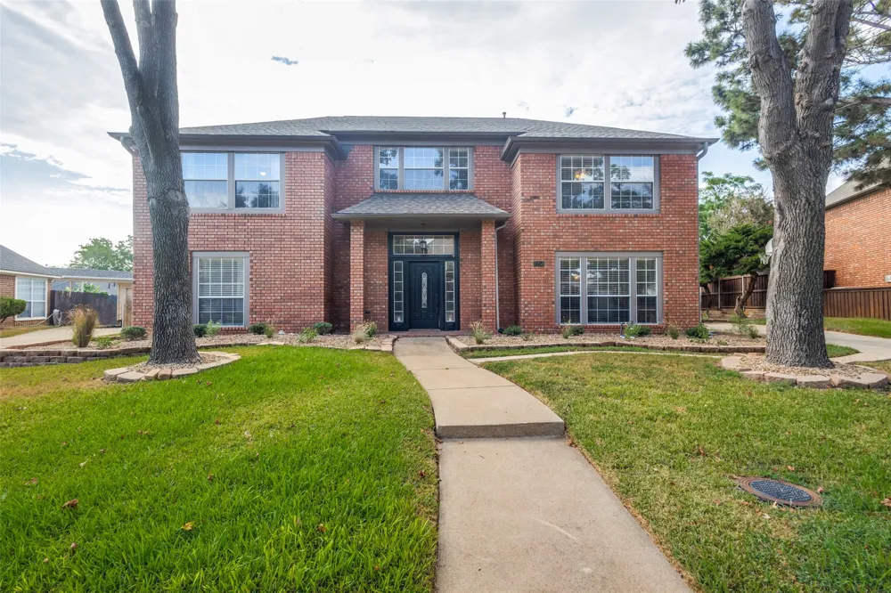 2250 Strathmore Drive Highland Village, TX 75077