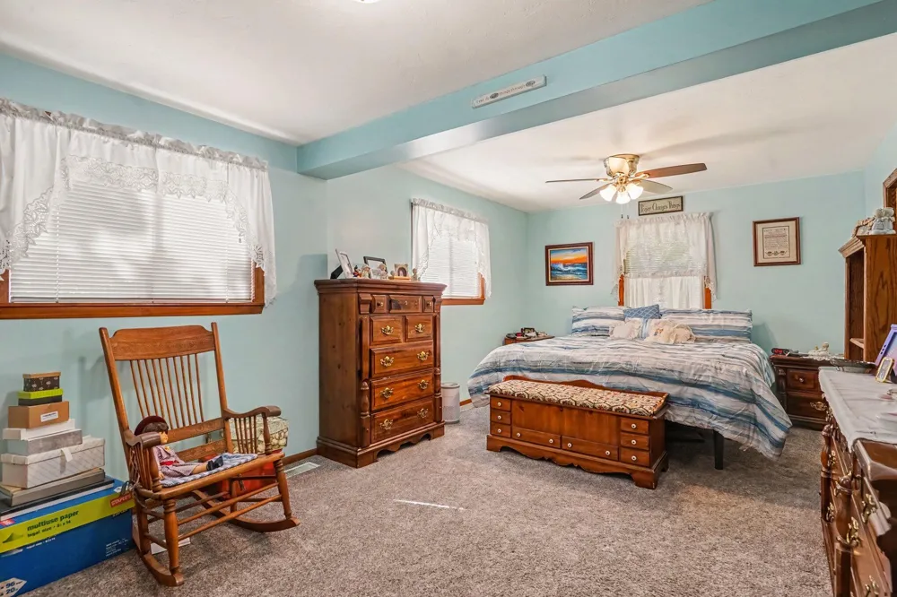 16261 Gierman Drive Spring Lake, MI 49456
