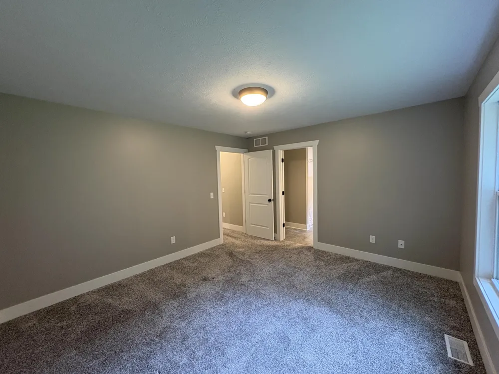 4015 Bullseye Lane Dorr, MI 49323
