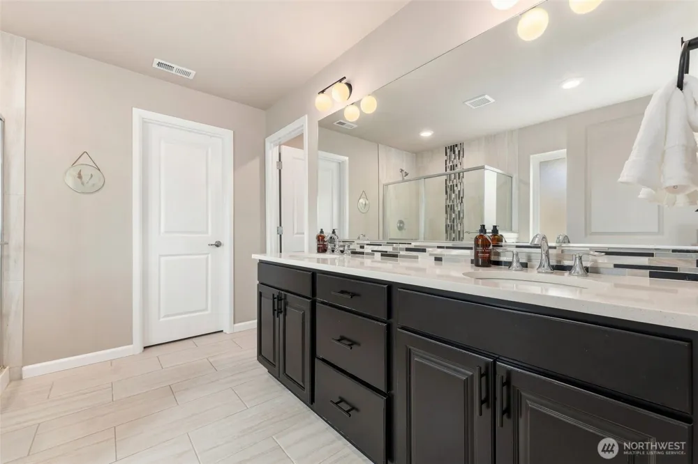 10332 Driftwood Ave Gig Harbor, WA 98332