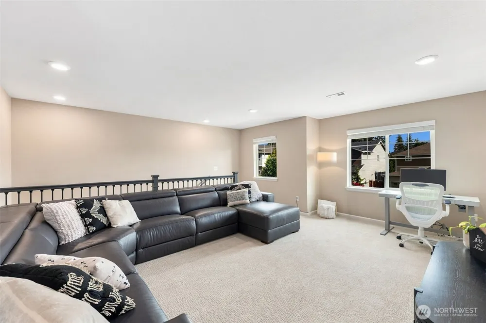 10332 Driftwood Ave Gig Harbor, WA 98332