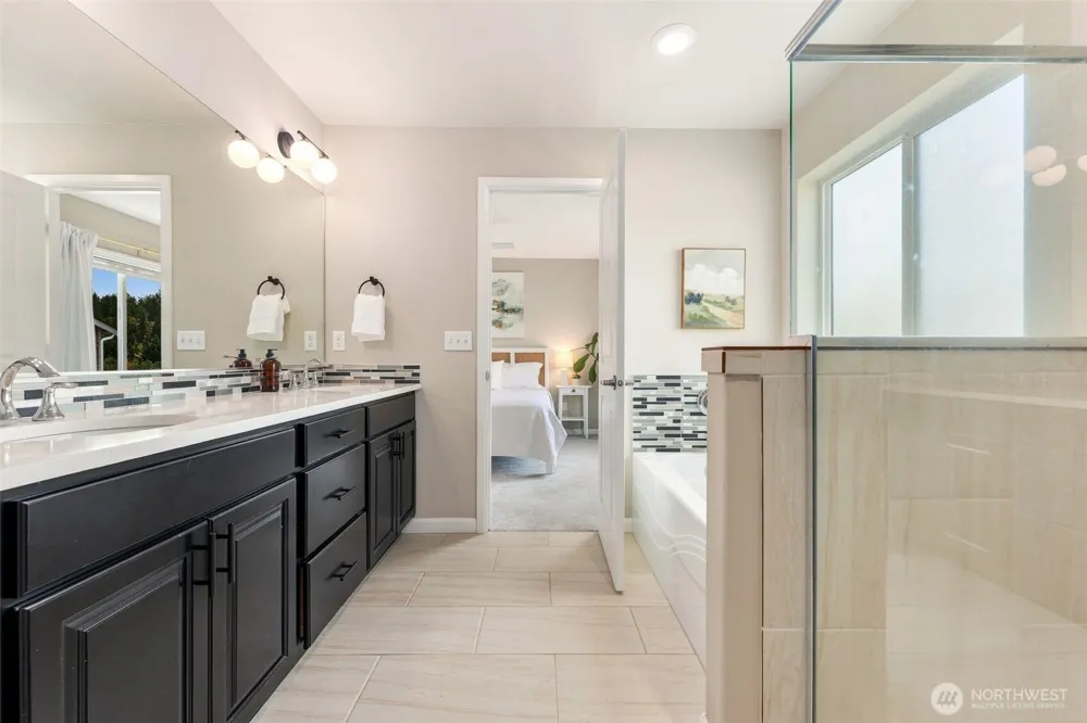 10332 Driftwood Ave Gig Harbor, WA 98332
