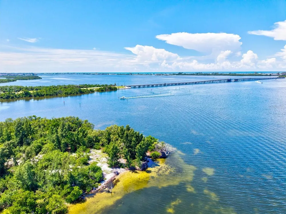 6314 7TH AVENUE W #6314 Bradenton, FL 34209