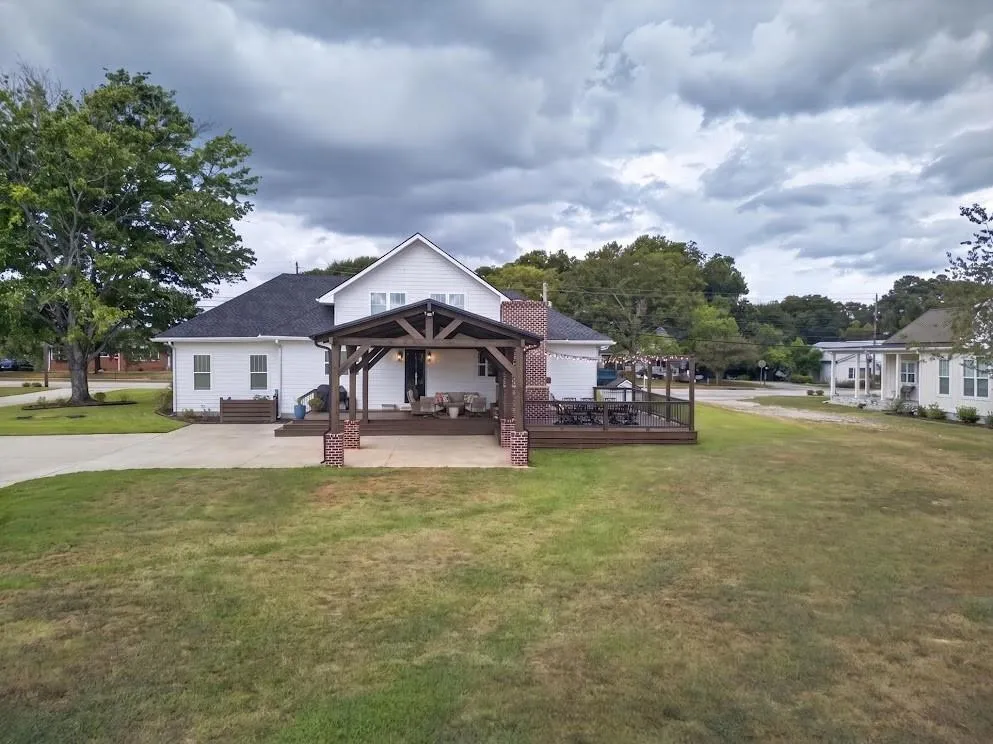 222 Old Highway 27 S Roopville, GA 30170