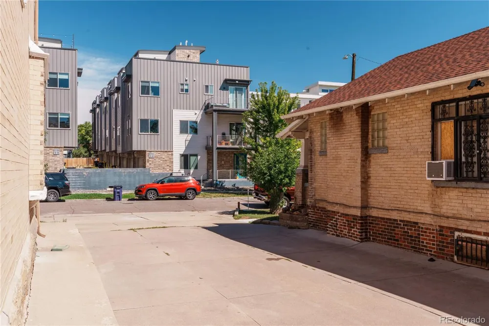 2742 W 24th Avenue Denver, CO 80211