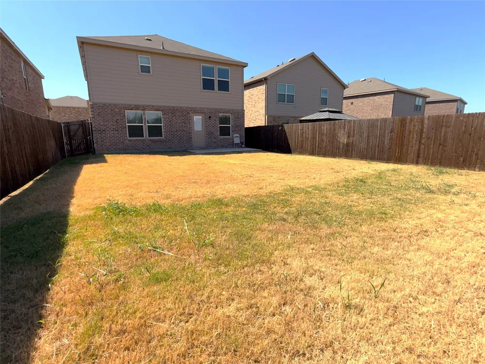 366 Lake Erie Drive Princeton, TX 75407
