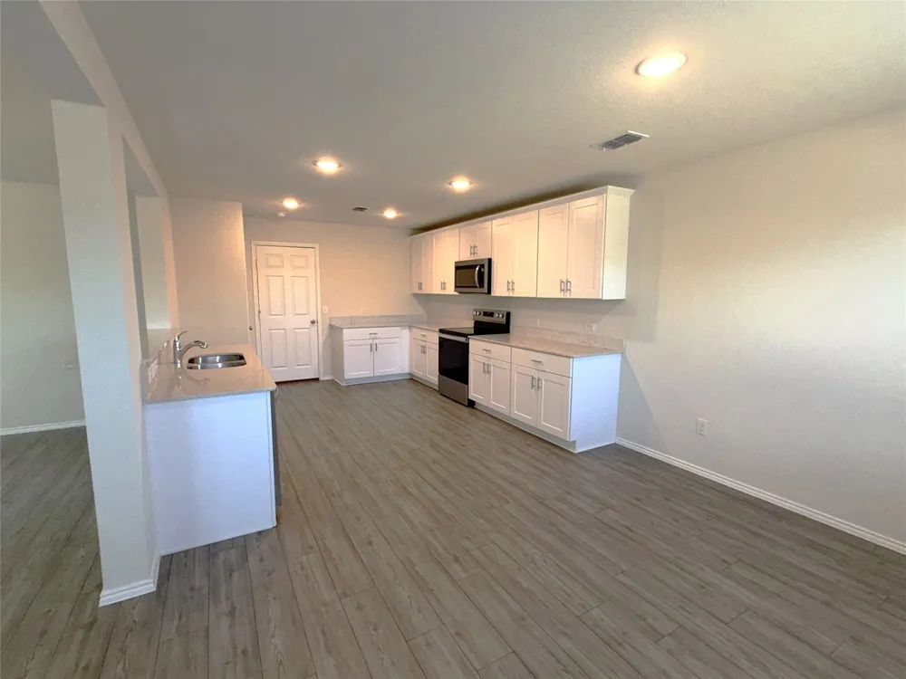 366 Lake Erie Drive Princeton, TX 75407