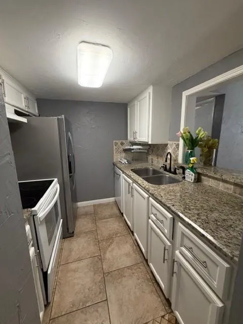 7200 Clarewood #702 Houston, TX 77036
