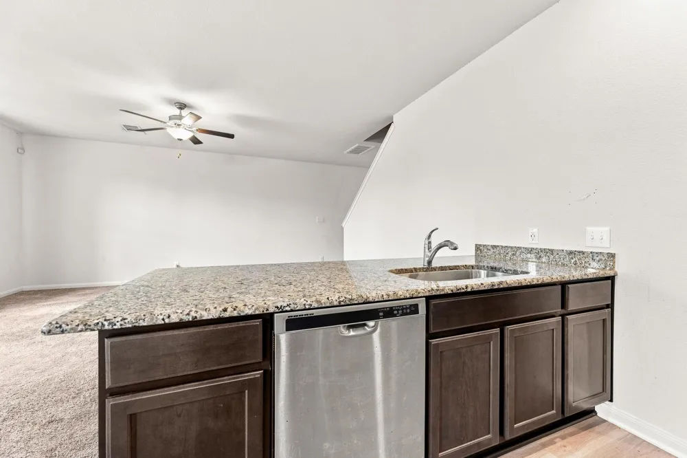 11670 El Rubi Drive Houston, TX 77048