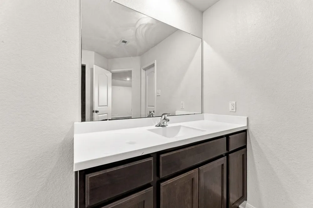 11670 El Rubi Drive Houston, TX 77048