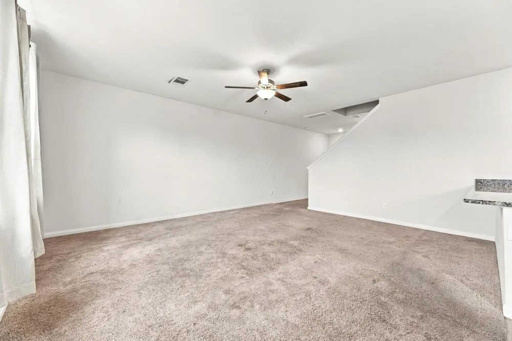 11670 El Rubi Drive Houston, TX 77048