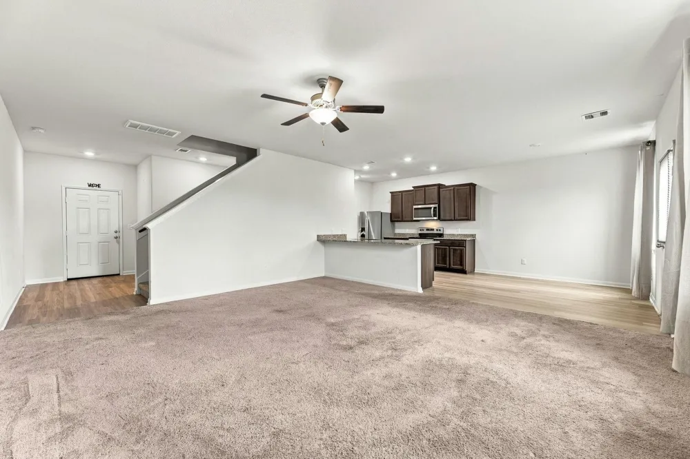 11670 El Rubi Drive Houston, TX 77048