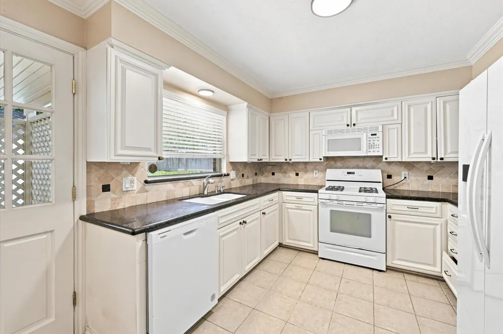 3731 Latma Drive Houston, TX 77025