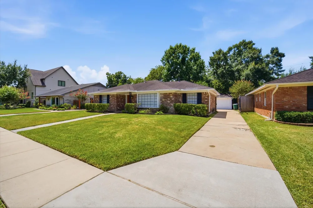 3731 Latma Drive Houston, TX 77025