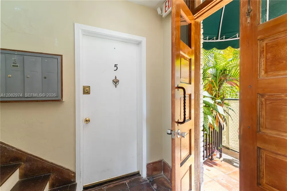 1610 Michigan Ave #5 Miami Beach, FL 33139