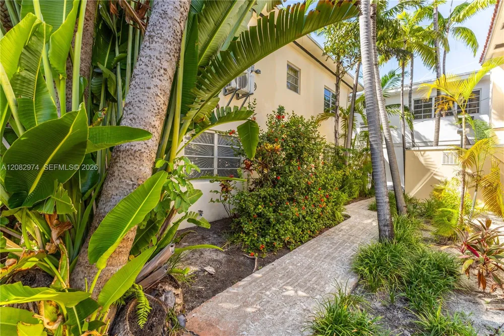 1610 Michigan Ave #5 Miami Beach, FL 33139