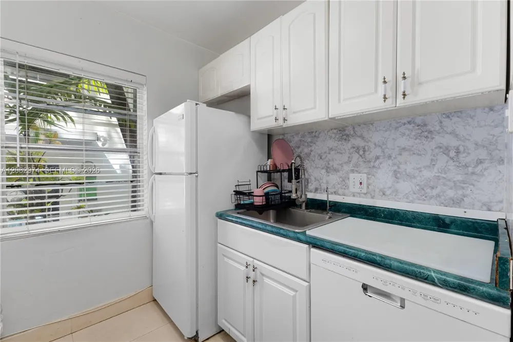 1610 Michigan Ave #5 Miami Beach, FL 33139