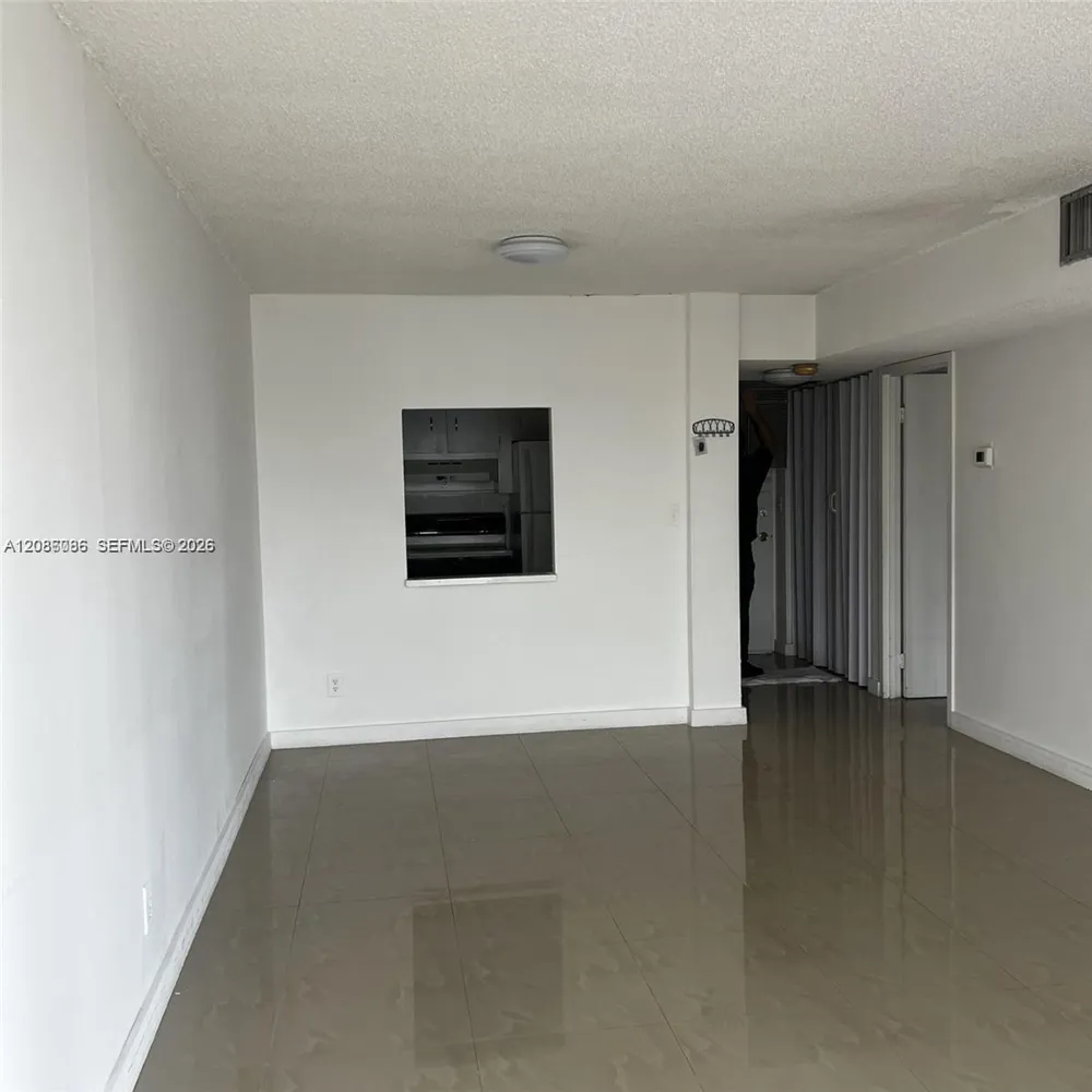 200 172nd St #504 Sunny Isles Beach, FL 33160