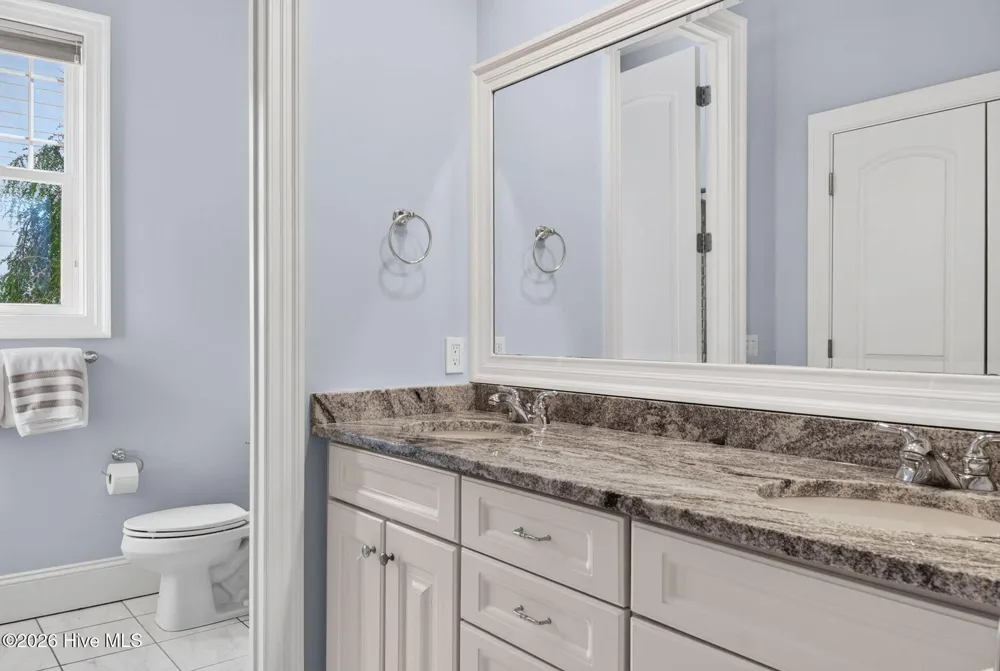 2761 Cedar Crest Drive Southport, NC 28461