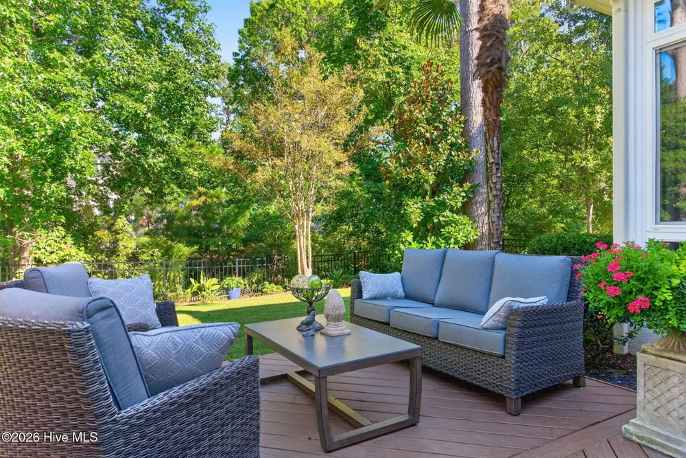 2761 Cedar Crest Drive Southport, NC 28461