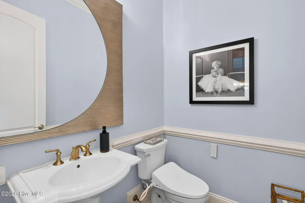 2761 Cedar Crest Drive Southport, NC 28461