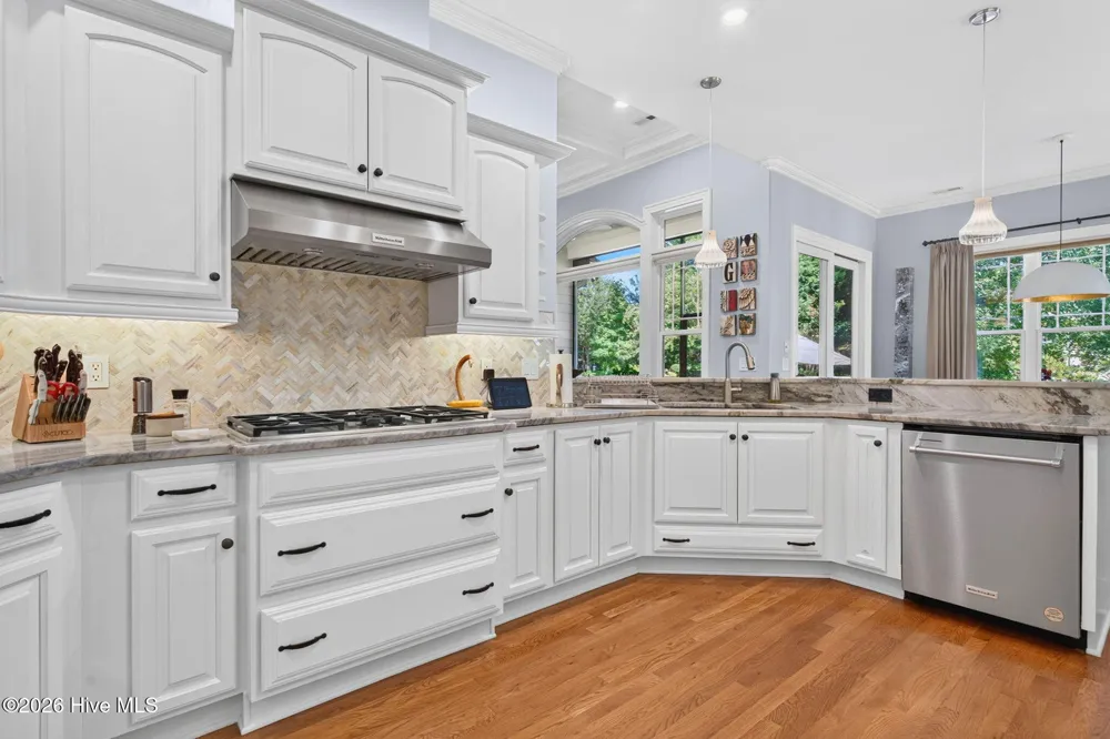 2761 Cedar Crest Drive Southport, NC 28461