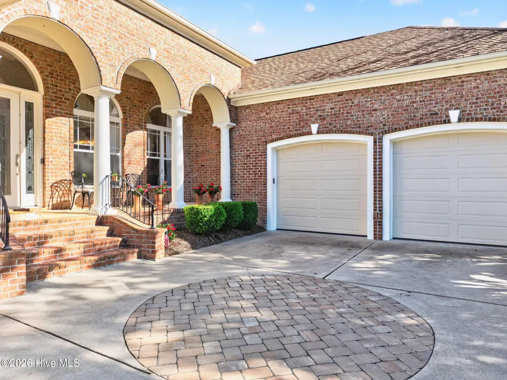 2761 Cedar Crest Drive Southport, NC 28461