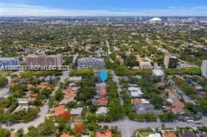 270 SW 29th Rd Miami, FL 33129