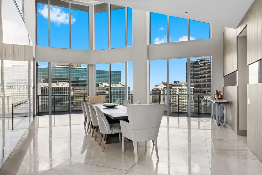 1300 Brickell Bay Dr #PH4400 Miami, FL 33131
