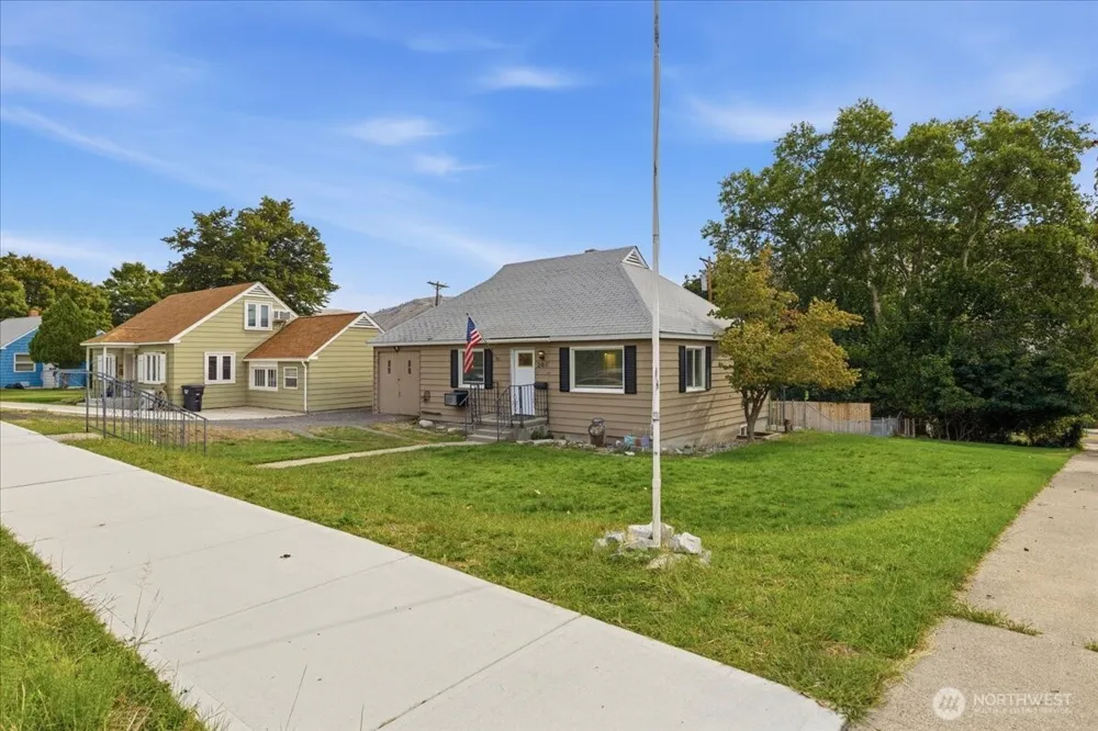 203 Ferry Street Coulee Dam, WA 99116