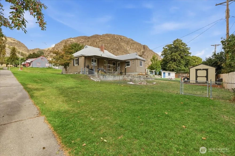 203 Ferry Street Coulee Dam, WA 99116