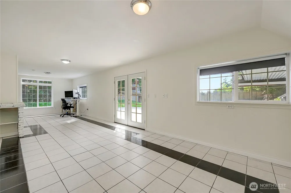 196 Nolton Road Nordland, WA 98358