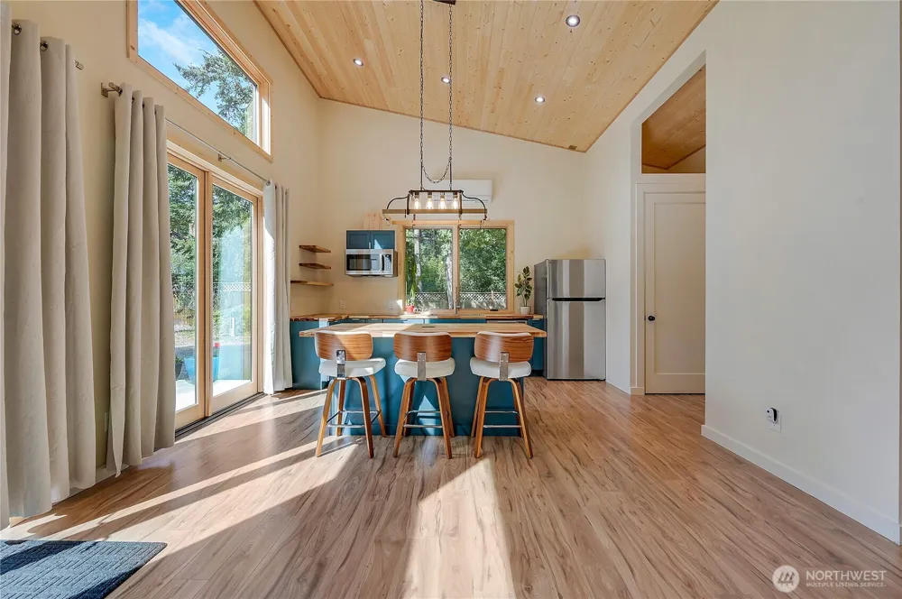 196 Nolton Road Nordland, WA 98358