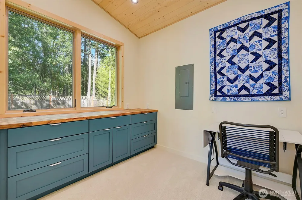196 Nolton Road Nordland, WA 98358