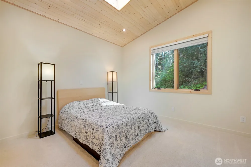 196 Nolton Road Nordland, WA 98358
