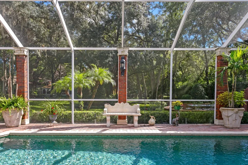 15307 EATON COURT Tampa, FL 33647