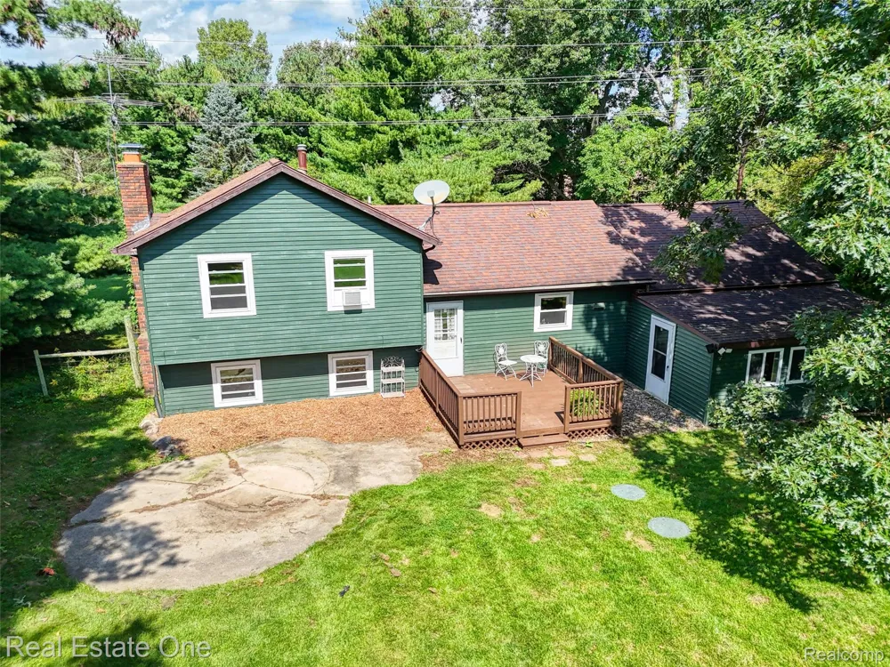 5130 Iosco Road White Oak Township, MI 48892