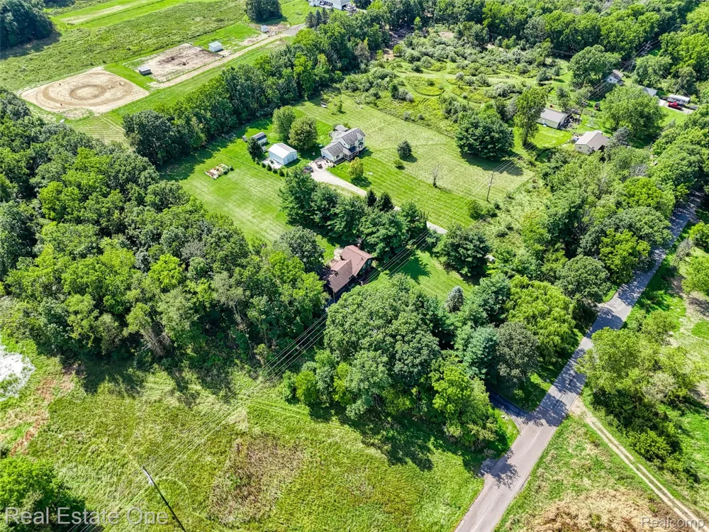 5130 Iosco Road White Oak Township, MI 48892