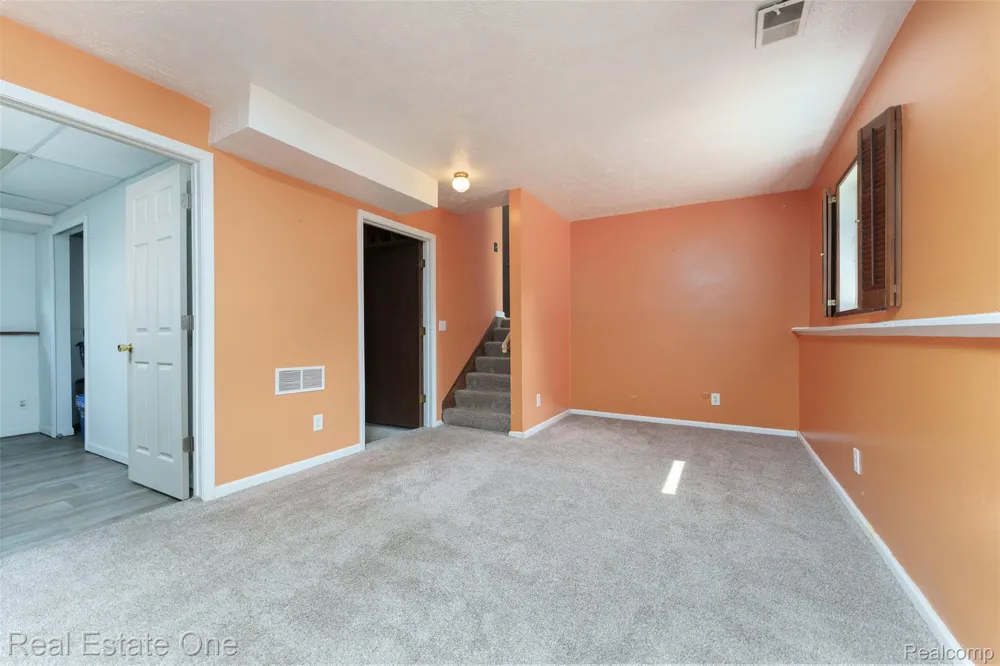 5130 Iosco Road White Oak Township, MI 48892