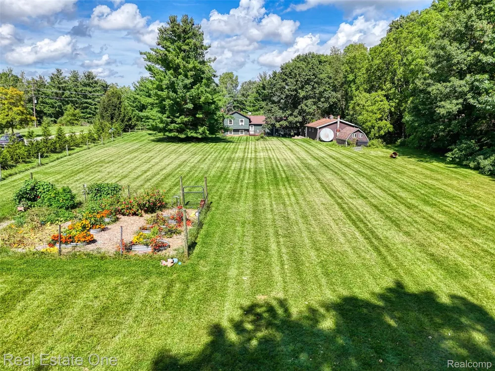5130 Iosco Road White Oak Township, MI 48892