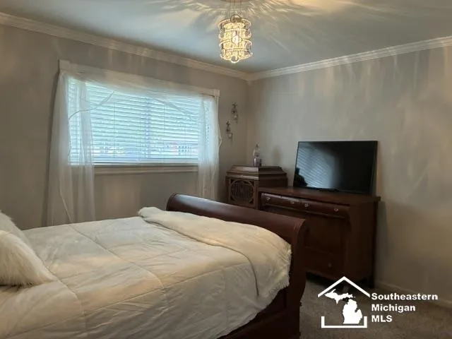 18090 Valade Street Riverview City, MI 48193