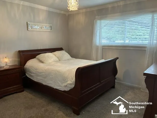 18090 Valade Street Riverview City, MI 48193