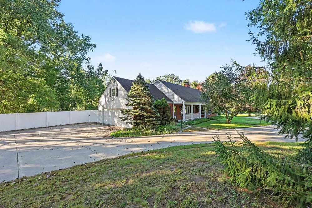 1337 Badgley Road Summit Township, MI 49203