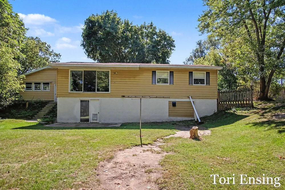 9054 Baker Road Eureka Township, MI 48838
